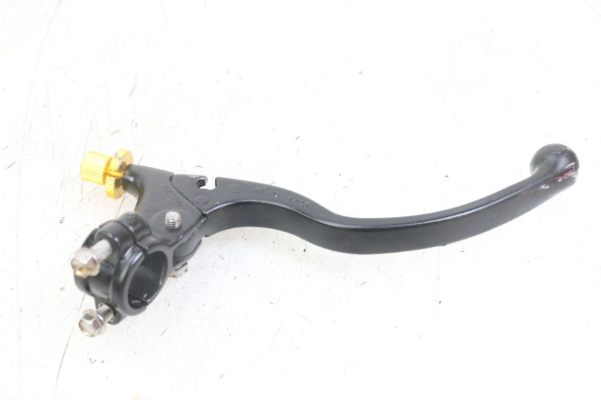photo de CLUTCH LEVER APOLLO RFZ 125 - Zoom on usage condition