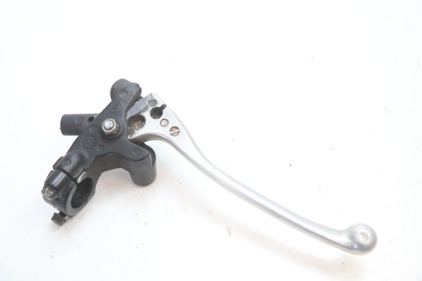 photo de CLUTCH LEVER MOUNT HONDA CB F HORNET 600 (2005 - 2006) - Fixing points details