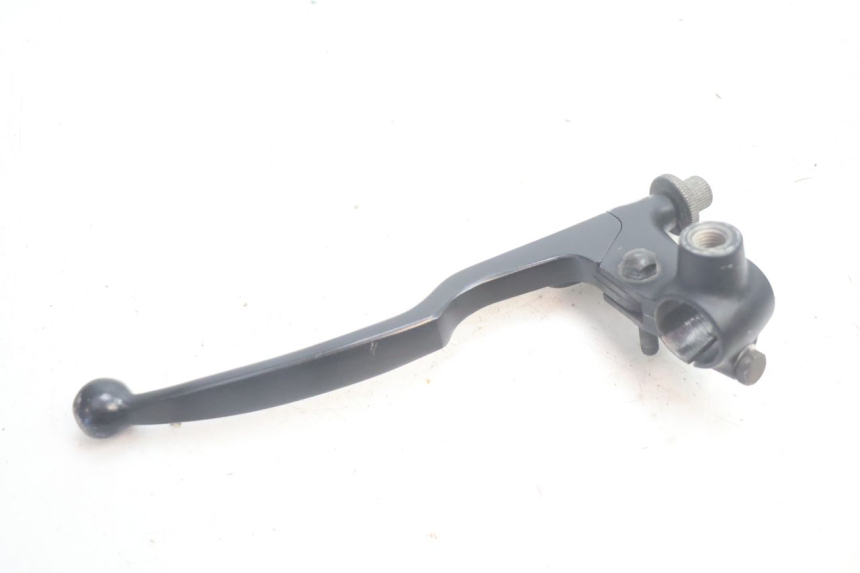 photo de CLUTCH LEVER MOUNT SUZUKI DR S 600 (1985 - 1989) - Technical close-up