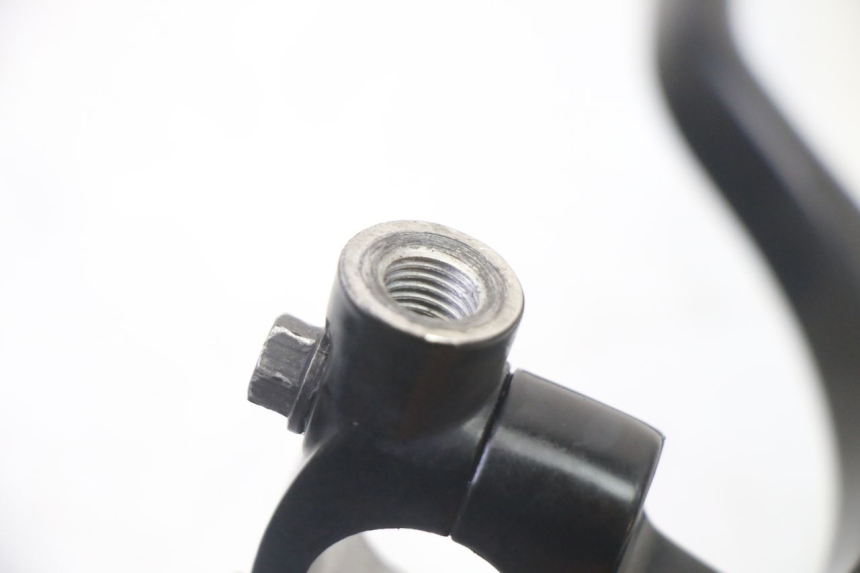 photo de CLUTCH LEVER MOUNT BMW G310 R 310 (2016 - 2020) - Alternative perspective