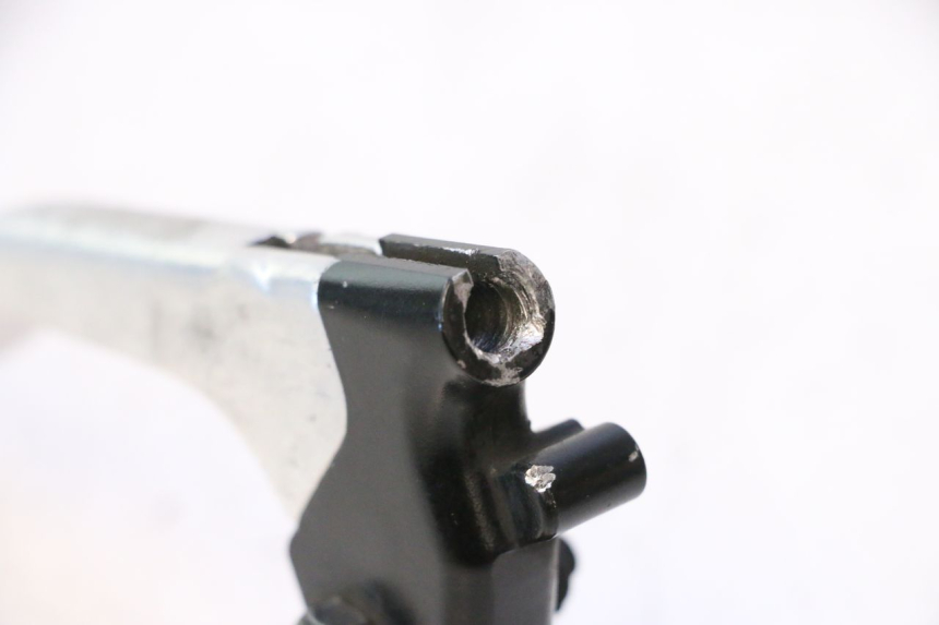 photo de CLUTCH LEVER MOUNT SUZUKI GSR 600 (2005 - 2012) - Product overview