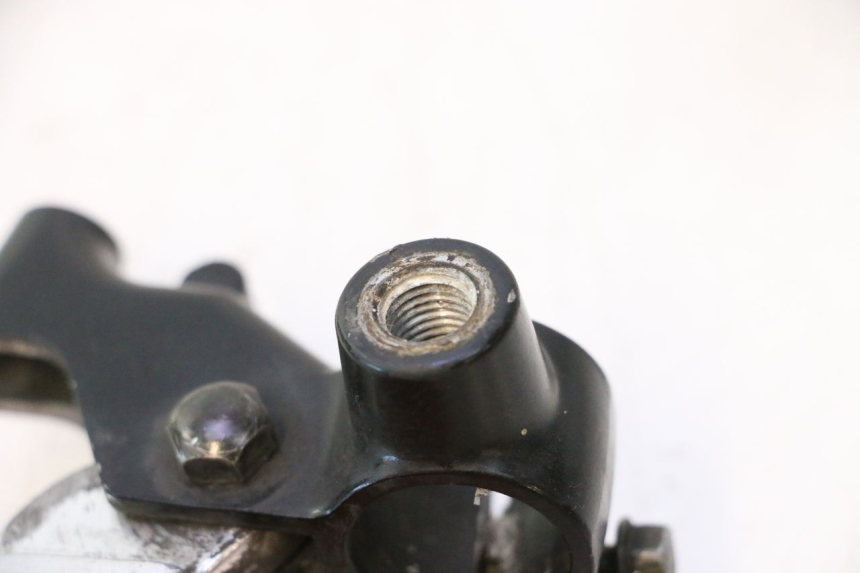 photo de CLUTCH LEVER MOUNT SUZUKI GSR 600 (2005 - 2012) - Fixing points details