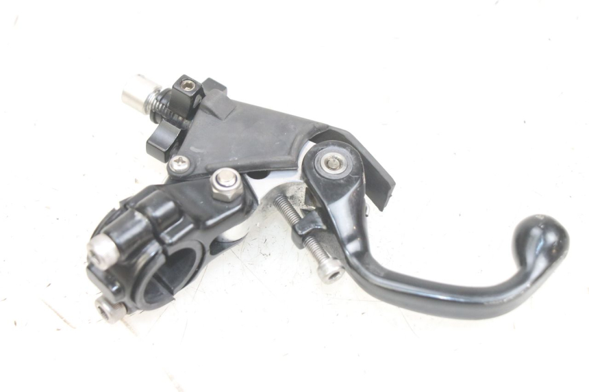 photo de CLUTCH LEVER KAWASAKI KXF KX-F 250 (2012 - 2014) - Zoom on usage condition
