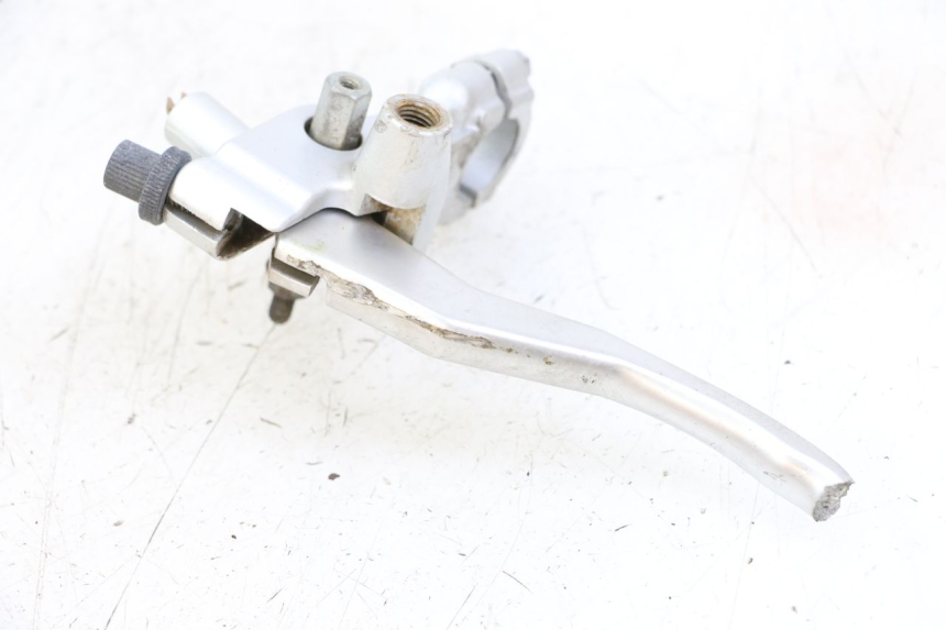 photo de CLUTCH LEVER MOUNT KYMCO STRYKER OFF ROAD 125 (1999 - 2005) - Component detail