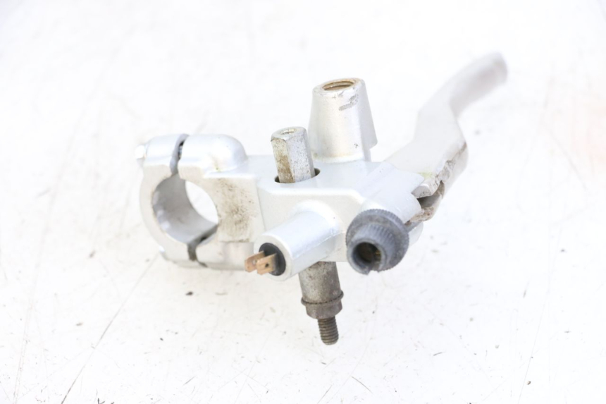 photo de CLUTCH LEVER MOUNT KYMCO STRYKER OFF ROAD 125 (1999 - 2005) - Alternative perspective