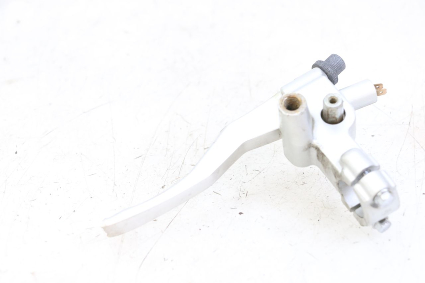 photo de CLUTCH LEVER MOUNT KYMCO STRYKER OFF ROAD 125 (1999 - 2005) - Technical close-up