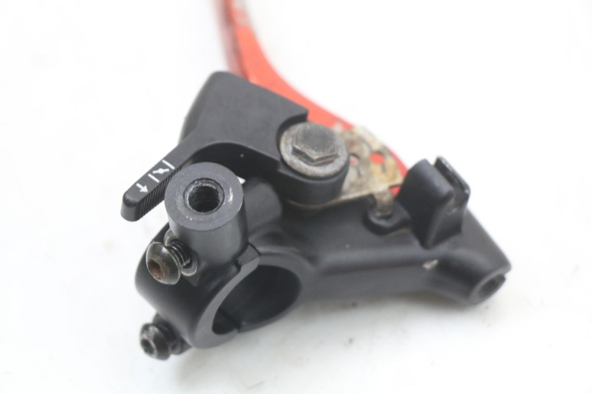 photo de CLUTCH LEVER MOUNT RIEJU MRT 50 (2018 - 2021) - Alternative perspective