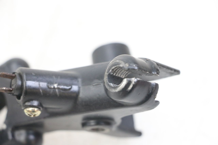 photo de CLUTCH LEVER DERBI SENDA SM X-TREME 50 (2006 - 2010) - Fixing points details
