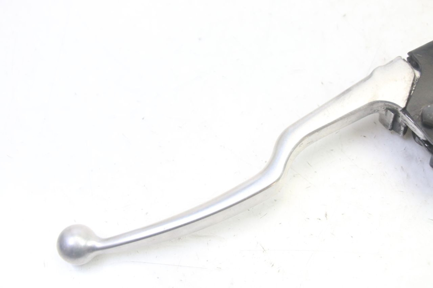 photo de CLUTCH LEVER MOUNT YAMAHA TDM ABS 900 (2002 - 2014) - Zoom on usage condition