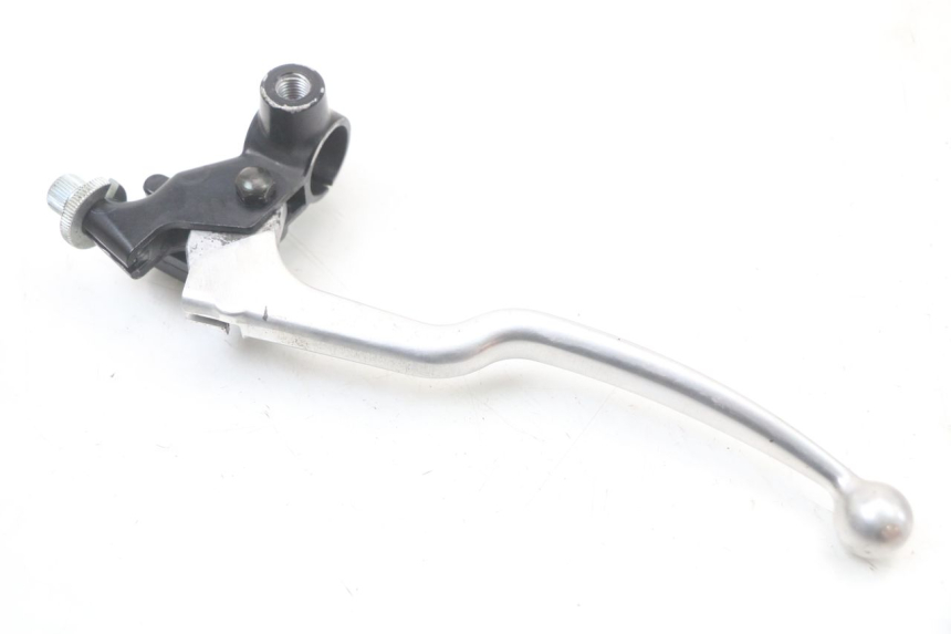 photo de CLUTCH LEVER MOUNT SUZUKI VL INTRUDER 125 (2004 - 2007) - Zoom on usage condition
