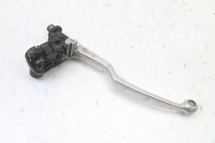 photo de CLUTCH LEVER YAMAHA FZS FAZER 600 (2001 - 2003) - Technical close-up