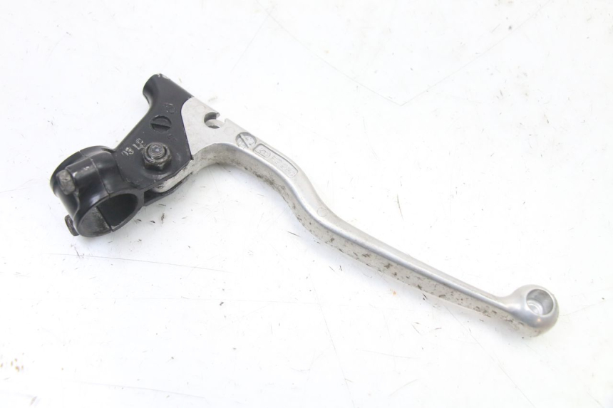 photo de CLUTCH LEVER YAMAHA TTR 125 (2000 - 2020) - Alternative perspective