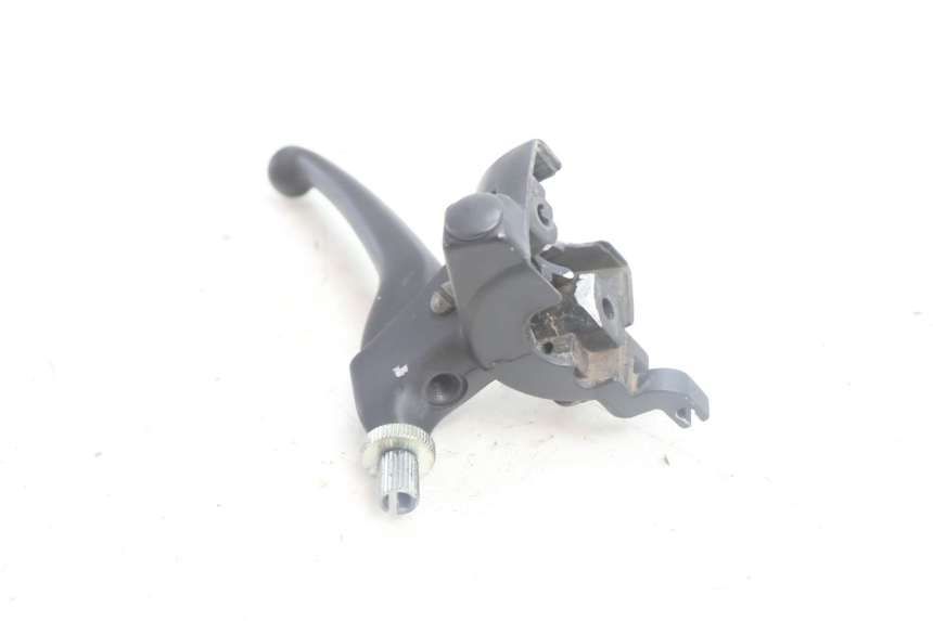 photo de RIGHT BRAKE LEVER MOUNT MBK DAKOTA 50 (2003 - 2008) - Zoom on usage condition