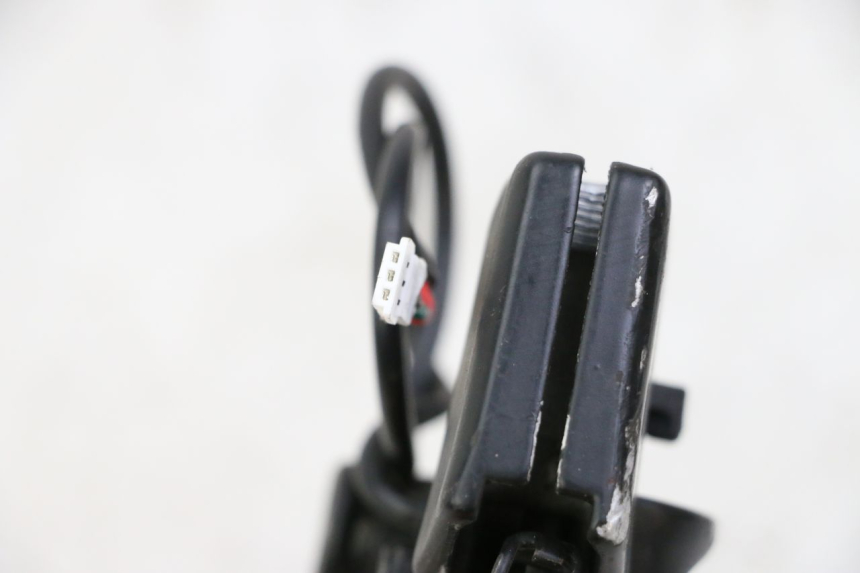 photo de LEFT BRAKE LEVER URBANGLIDE 100XS 1 - Technical close-up