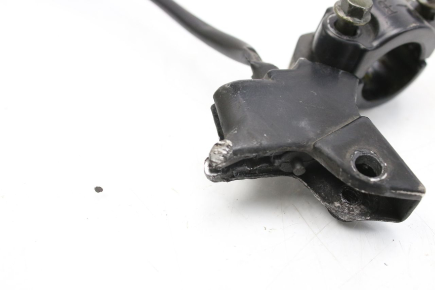 photo de LEFT BRAKE LEVER KYMCO AGILITY FR 2T 50 (2012 - 2017) - Zoom on usage condition