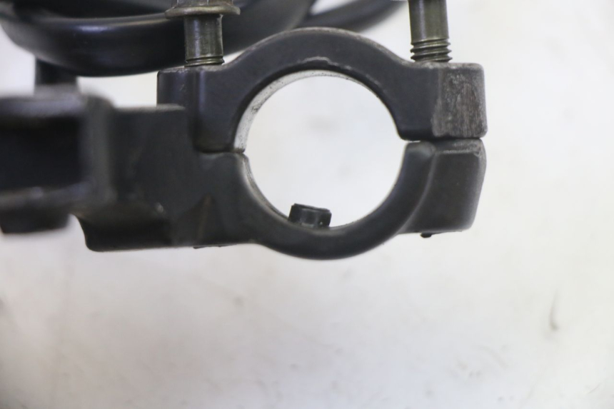 photo de LEFT BRAKE LEVER KYMCO AGILITY NAKED RENOUVO 2T 50 (2011 - 2018) - Alternative perspective