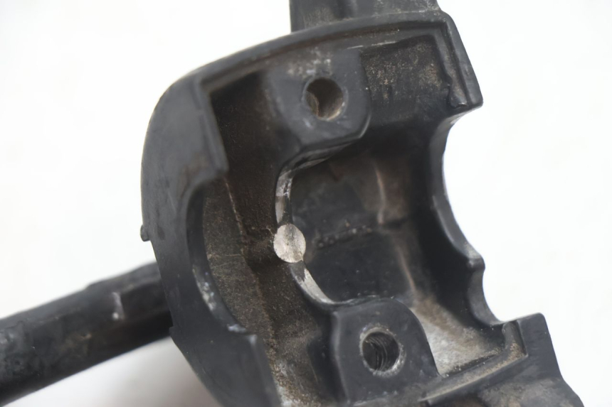 photo de LEFT BRAKE LEVER MOUNT MBK BOOSTER SPIRIT 50 (1996 - 1999) - Product overview