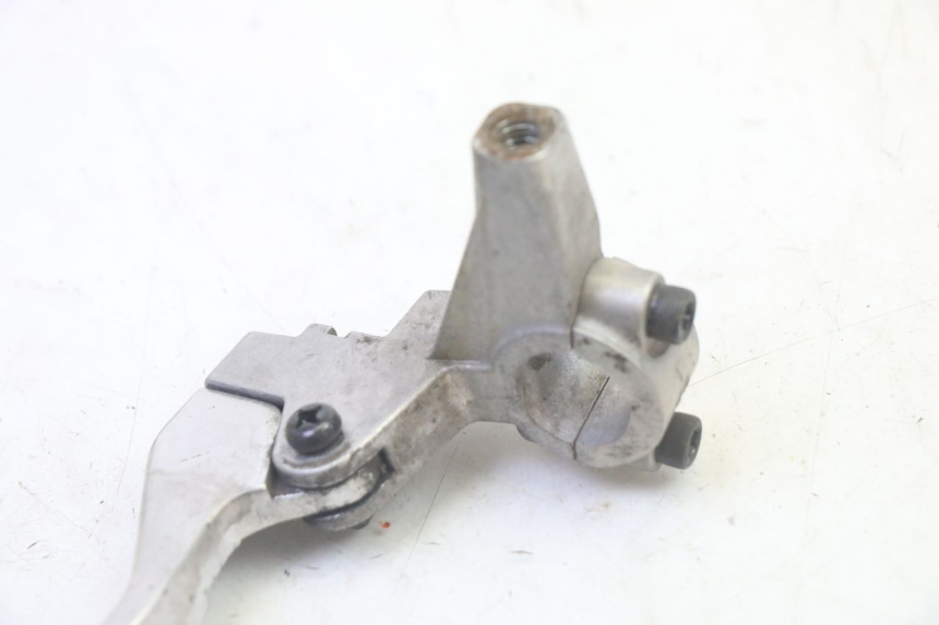 photo de LEFT BRAKE LEVER YAMAHA CYGNUS X INJECTION 125 (2007 - 2013) - Zoom on usage condition