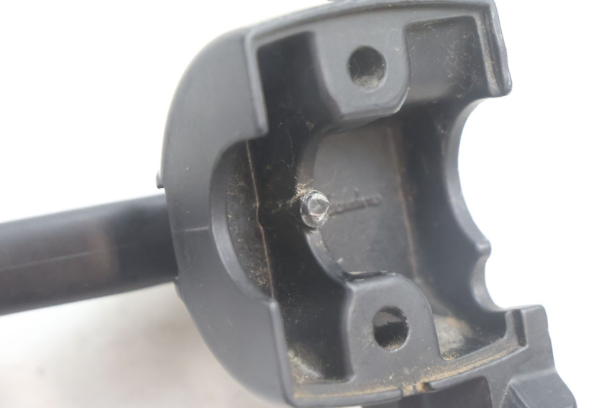 photo de LEFT BRAKE LEVER MOUNT MBK DAKOTA 50 (2003 - 2008) - Product overview