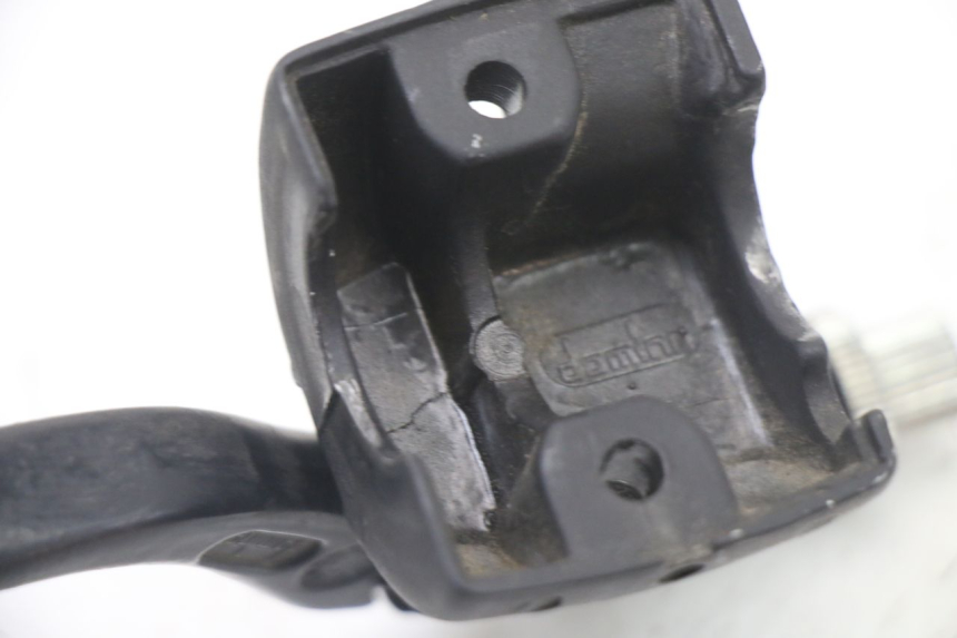 photo de LEFT BRAKE LEVER MOUNT DERBI SENDA R X-TREME 50 (2006 - 2010) - Product overview
