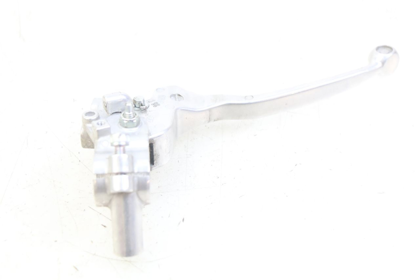 photo de LEFT BRAKE LEVER YAMAHA D'ELIGHT DELIGHT 125 (2017 - 2020) - Zoom on usage condition