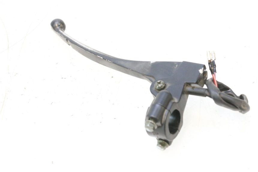 photo de LEFT BRAKE LEVER KEEWAY F-ACT FACT EVO 50 (2020 - 2026) - Zoom on usage condition