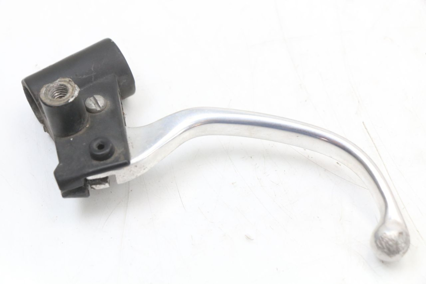 photo de LEFT BRAKE LEVER MOUNT PIAGGIO FLY 4T 50 (2004 - 2010) - Zoom on usage condition