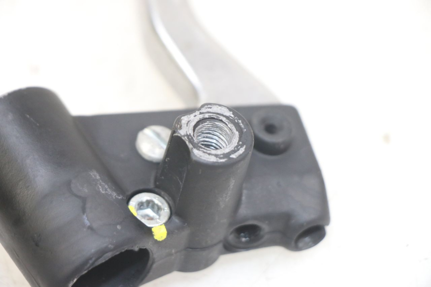 photo de LEFT BRAKE LEVER PIAGGIO FLY 125 (2005 - 2012) - Technical close-up