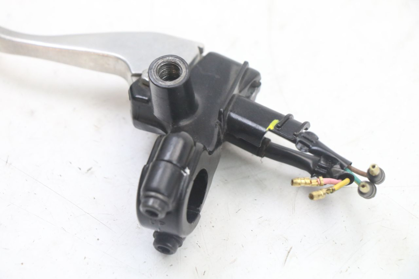 photo de LEFT BRAKE LEVER MOUNT HONDA PCX (JF57/JF64) 125 (2014 - 2018) - Zoom on usage condition