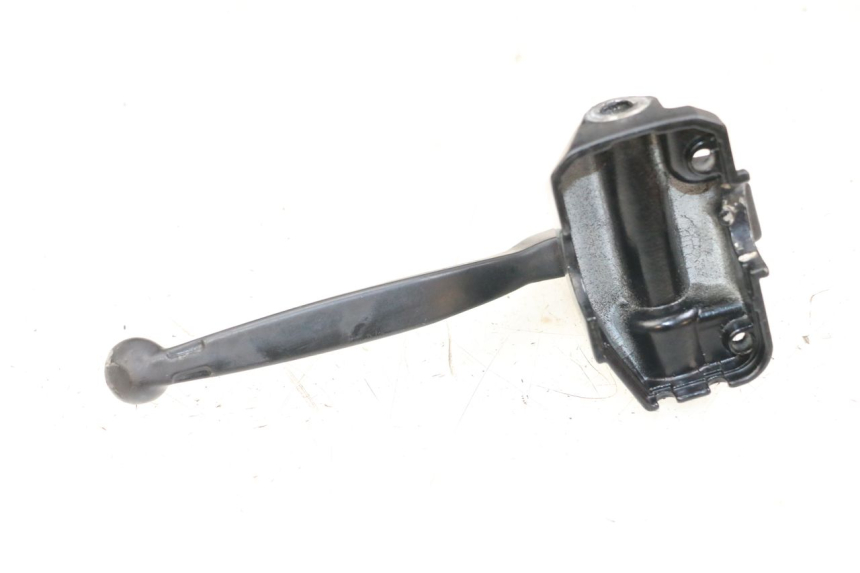 photo de LEFT BRAKE LEVER PEUGEOT KISBEE 4T 50 (2010 - 2017) - Zoom on usage condition