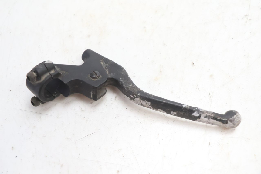 photo de LEFT BRAKE LEVER MOUNT PEUGEOT LUDIX ONE 50 (2004 - 2013) - Component detail