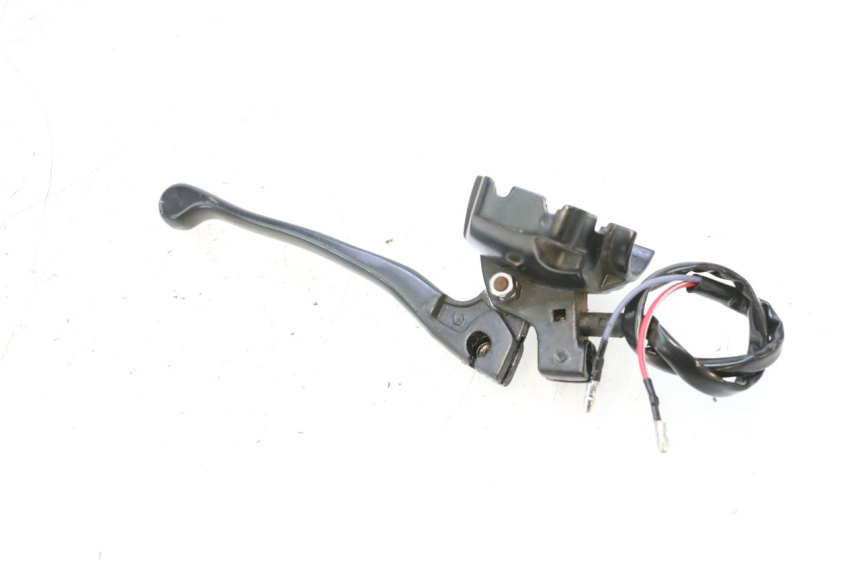 photo de LEFT BRAKE LEVER MOUNT KEEWAY MATRIX RX9 125 (2006 - 2007) - Zoom on usage condition