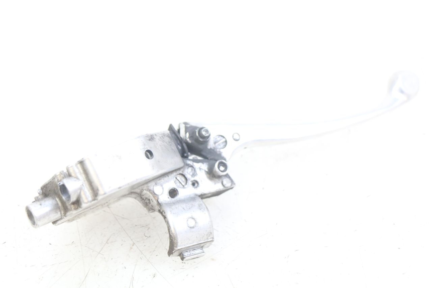 photo de LEFT BRAKE LEVER HONDA NHX LEAD 110 (2008 - 2010) - Zoom on usage condition