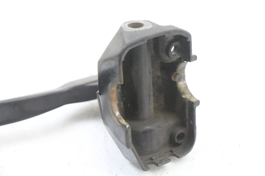 photo de LEFT BRAKE LEVER MOUNT PEUGEOT VIVACITY 125 (2010 - 2017) - Alternative perspective