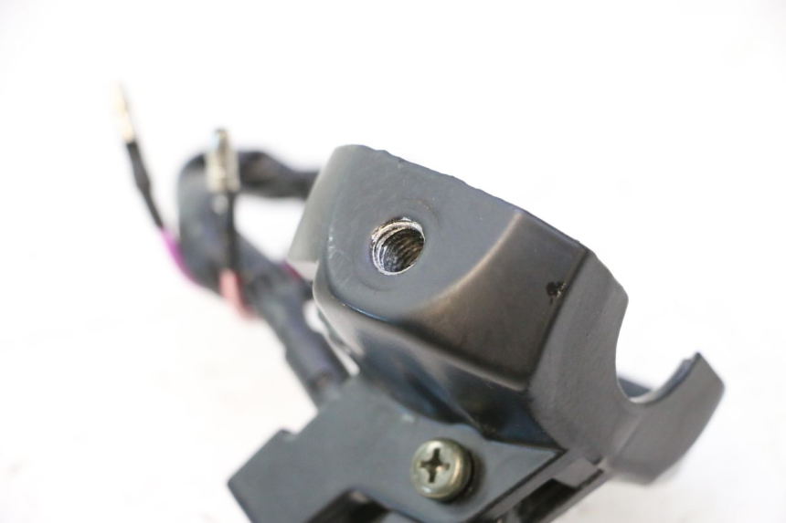 photo de LEFT BRAKE LEVER MOUNT TNT MOTOR ROMA 12' 2T 50 (2007 - 2018) - Fixing points details