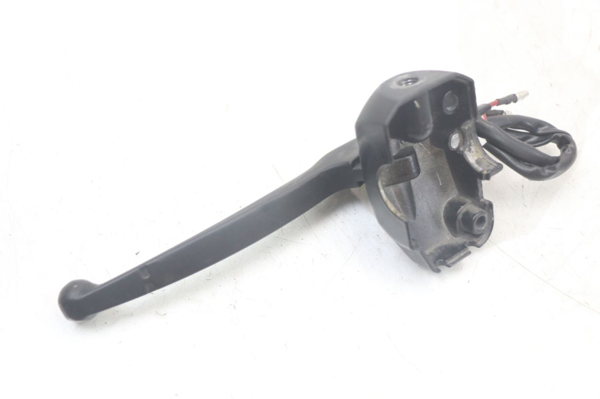 photo de LEFT BRAKE LEVER KEEWAY RY6 2T 50 (2011 - 2019) - Zoom on usage condition