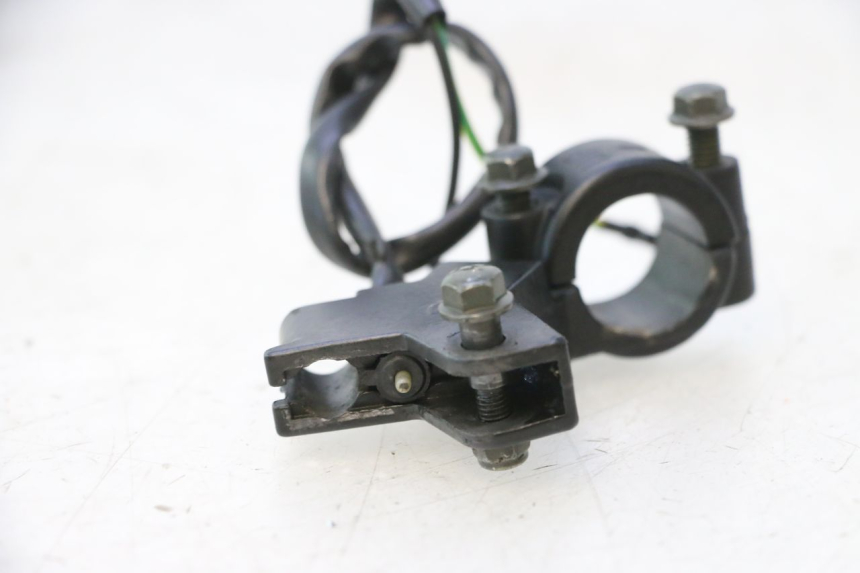 photo de LEFT BRAKE LEVER JM MOTORS SANTANA 50 (2014 - 2023) - Zoom on usage condition