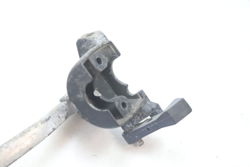 photo de LEFT BRAKE LEVER MBK STUNT NAKED 50 (2004 - 2018) - Zoom on usage condition