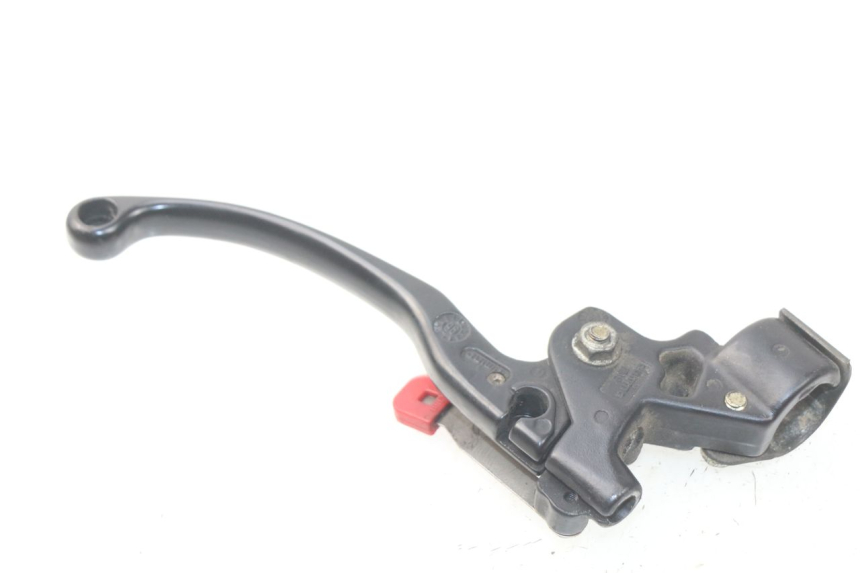 photo de LEFT BRAKE LEVER MOUNT PEUGEOT SV 50 (1992 - 2004) - Zoom on usage condition