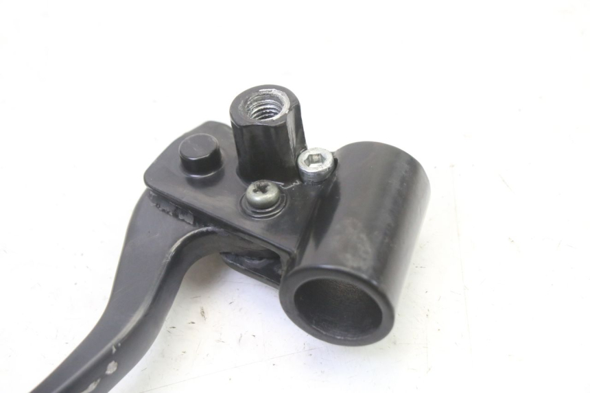 photo de LEFT BRAKE LEVER APRILIA SXR 50 (2021 - 2023) - Zoom on usage condition