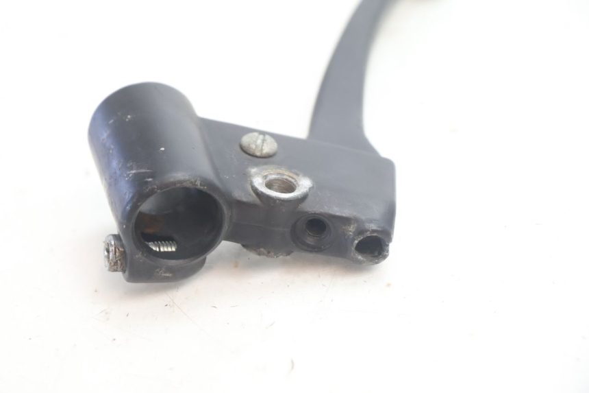 photo de LEFT BRAKE LEVER MOUNT PIAGGIO TYPHOON 50 (1993 - 1999) - Technical close-up
