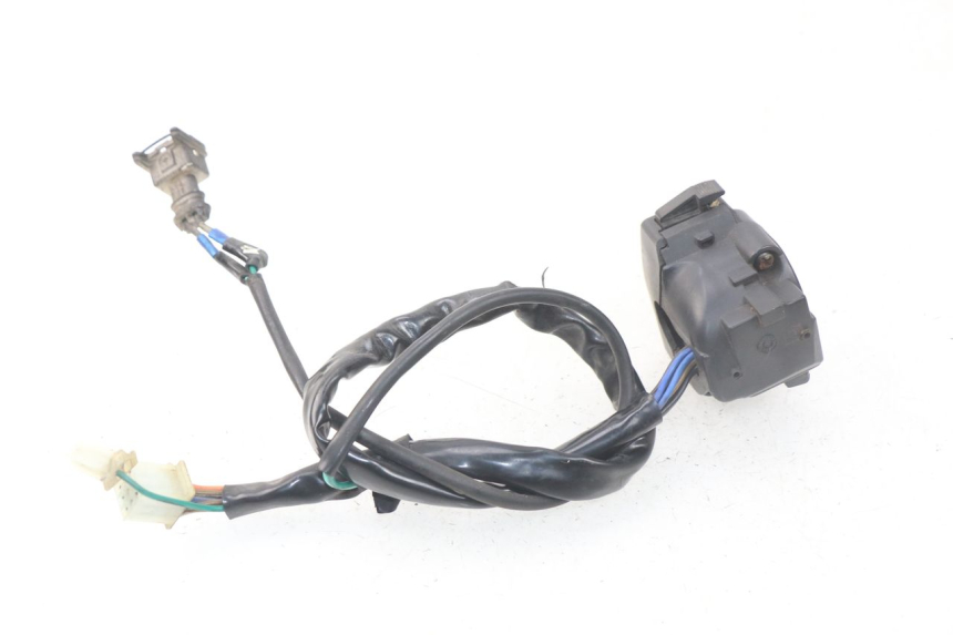 photo de LEFT BRAKE LEVER MOUNT SHINERAY XY150STE 150 - Fixing points details