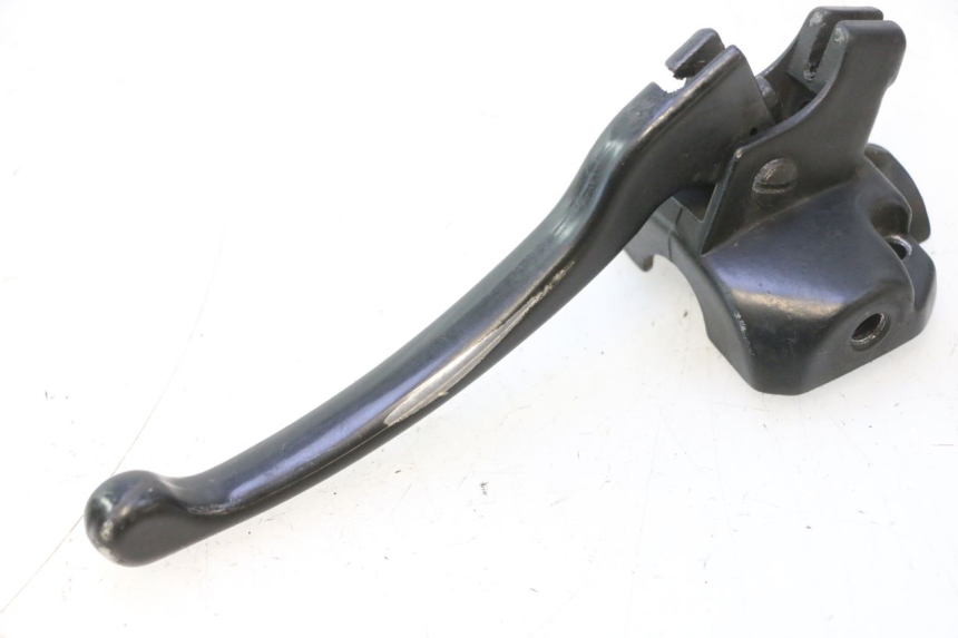 photo de LEFT BRAKE LEVER MOUNT YAMAHA YP MAJESTY 125 (1998 - 2001) - Zoom on usage condition