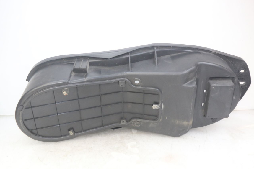 photo de SEAT STORAGE BOX NECO ALEXONE 125 (2017 - 2024) - Zoom on usage condition