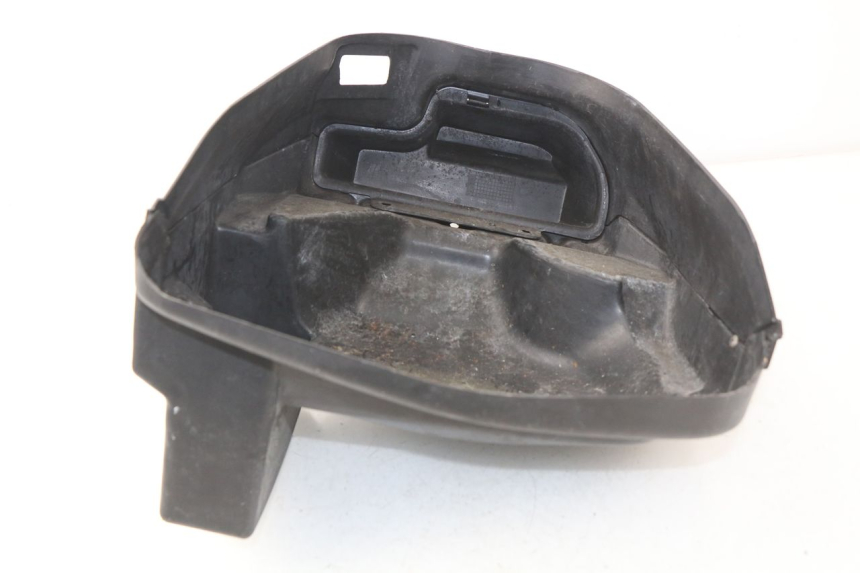 photo de SEAT STORAGE BOX JONWAY AZTRAL 125 (2008 - 2017) - Technical close-up