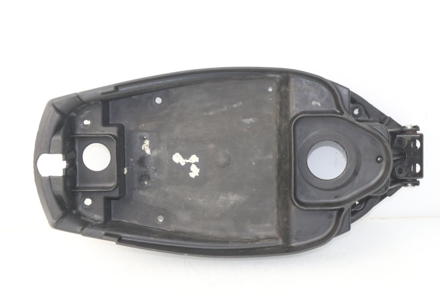 photo de SEAT STORAGE BOX MBK BOOSTER SPIRIT NAKED 50 (2004 - 2017) - Main view