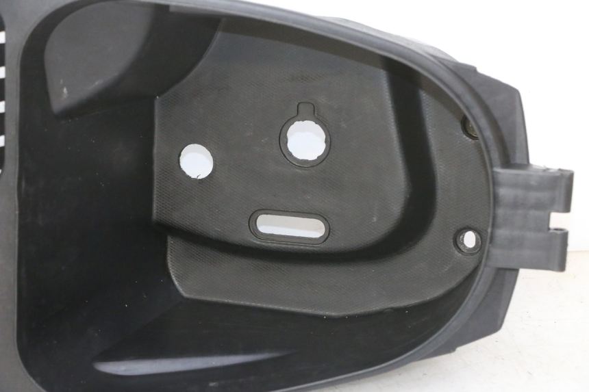 photo de UNDERSEAT STORAGE MOTRON BREEZY 4T 50 (2021 - 2025) - Surface and material condition