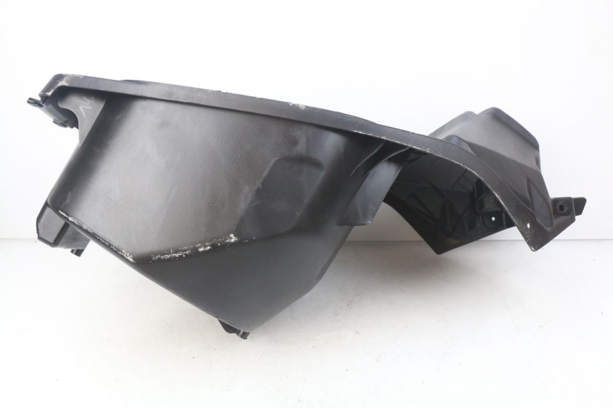 photo de SEAT STORAGE BOX YAMAHA BW'S BWS 125 (2010 - 2013) - Fixing points details