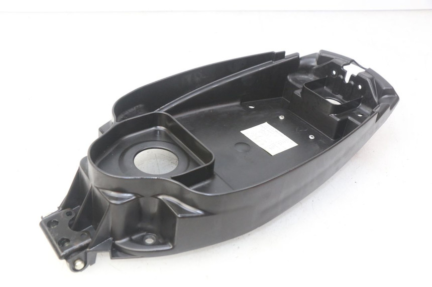 photo de SEAT STORAGE BOX YAMAHA BW'S EASY 50 (2013 - 2016) - Technical close-up