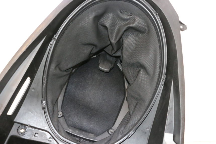 photo de UNDERSEAT STORAGE BMW C SPORT 650 (2015 - 2021) - Component detail